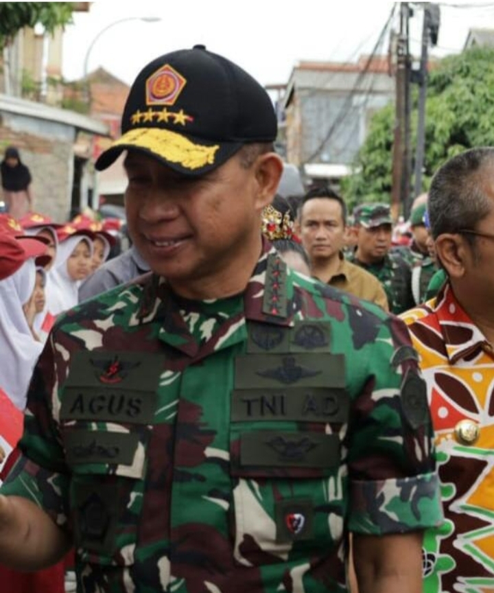 Panglima TNI Tinjau Program Makan Bergizi di SDN Pasirkaliki Mandiri 2 Cimahi