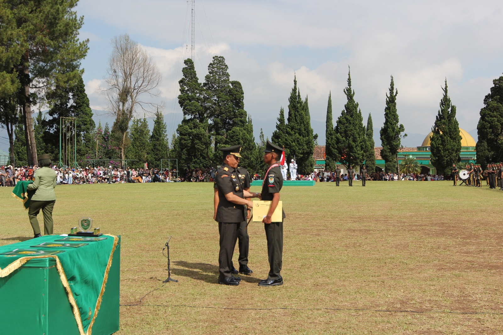 966 Prajurit Baru TNI AD Dilantik di Kodam III/Slw