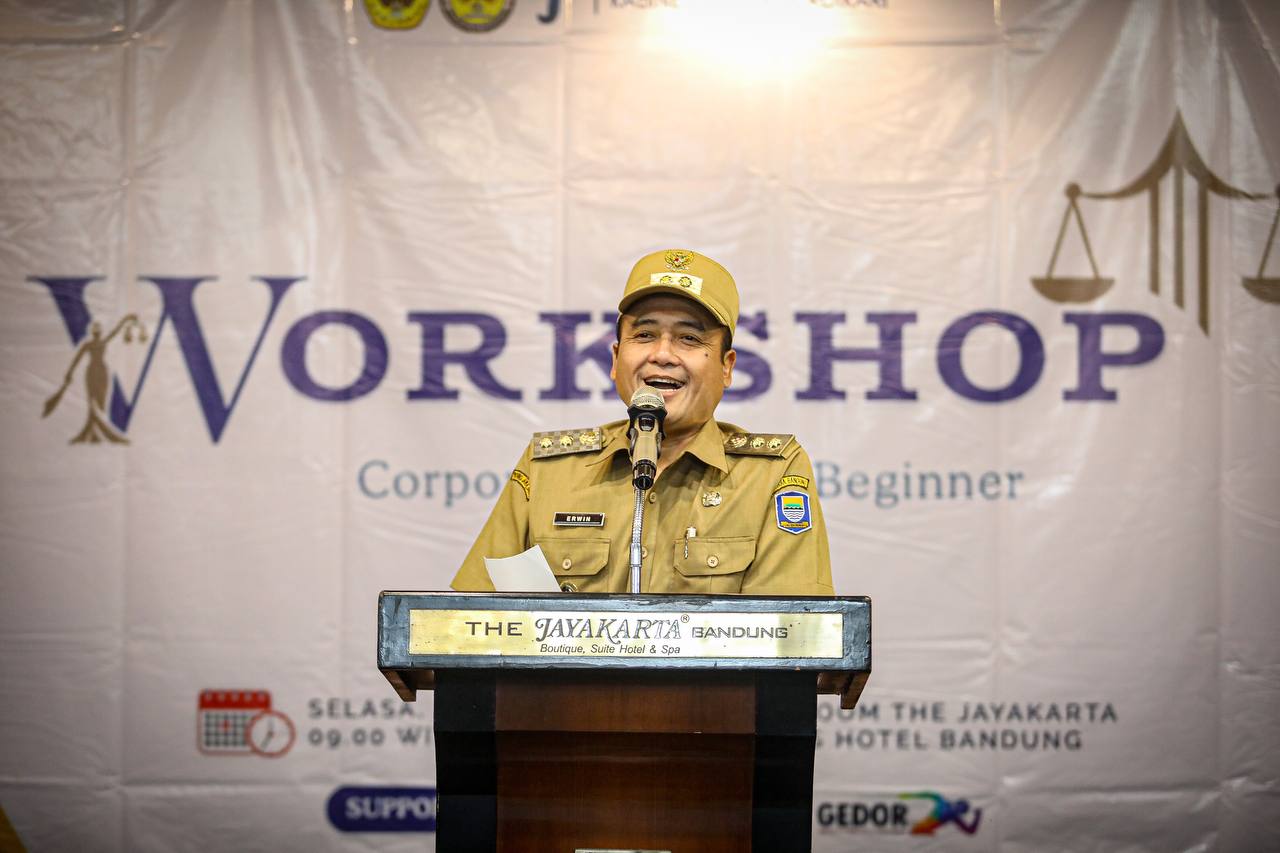 Erwin Dorong Mahasiswa Kuasai Teknologi AI