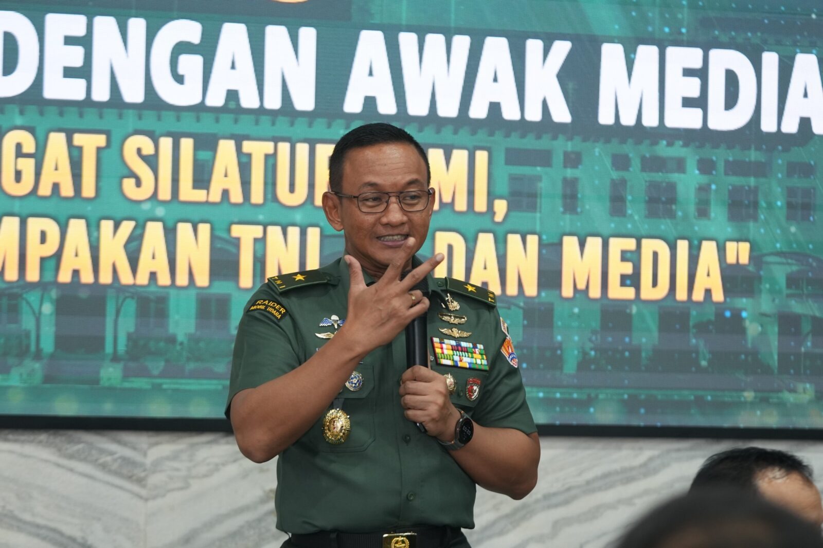 TNI AD Sudah Salurkan Air Bersih untuk 1,4 Juta Jiwa Lewat Program Manunggal Air