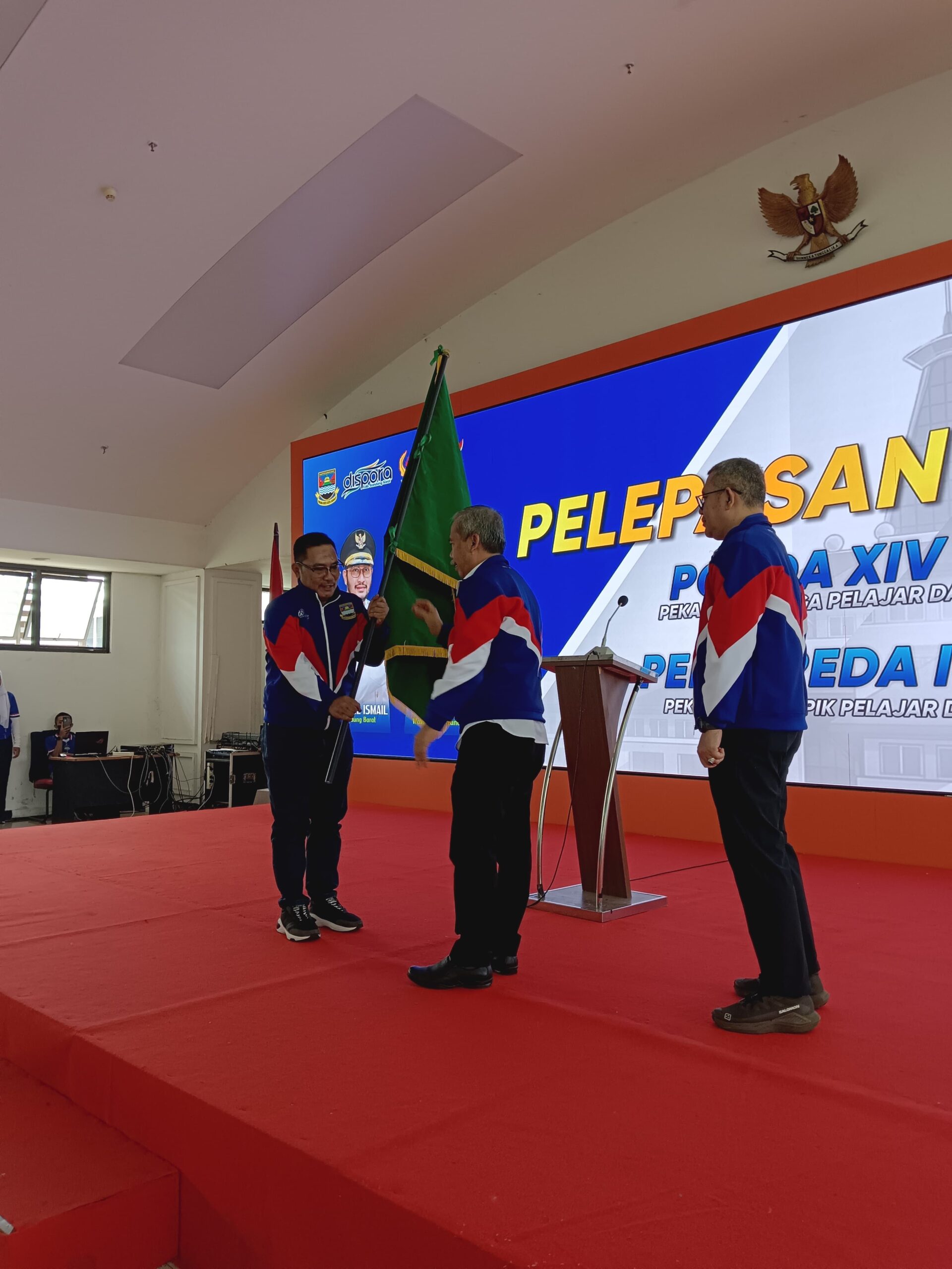 Target Tinggi POPDA XIV, Bandung Barat Lepas Kontingen Atlet dengan Semangat Juang