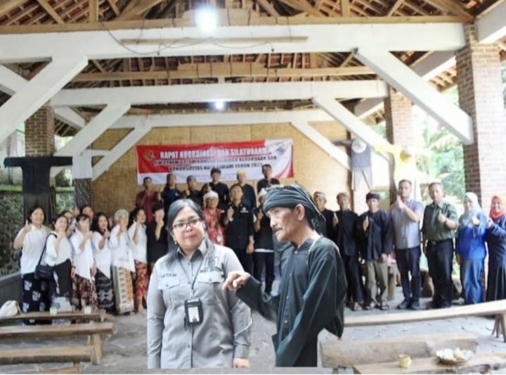 Kejari Cimahi Tegaskan Tak Ada Ruang bagi Paham Menyimpang, Tim Pakem Gelar Rakor di Kampung Adat Cireundeu