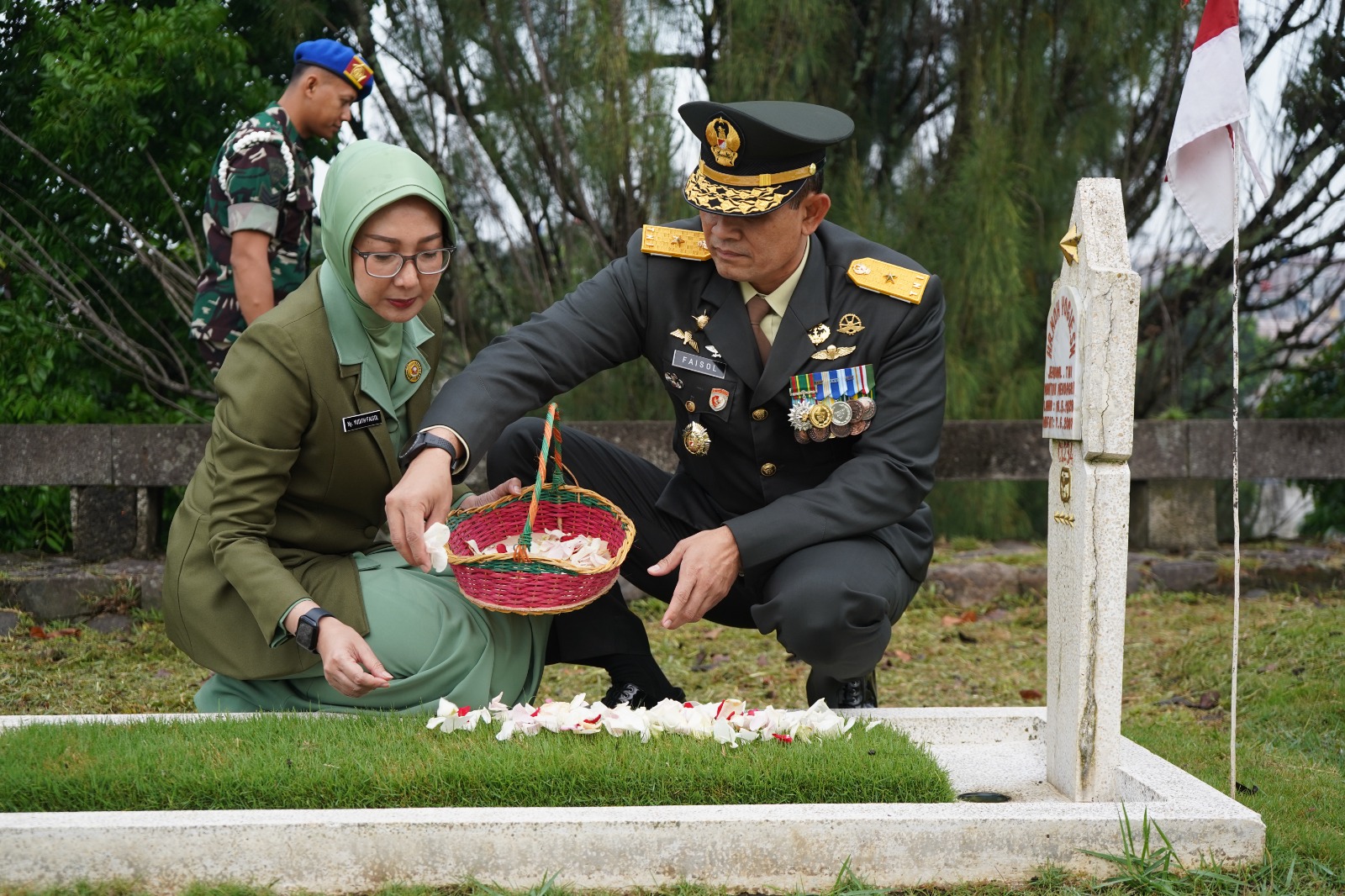 Kasdam III/Siliwangi Hadiri Ziarah Nasional HUT Ke-80 TNI di TMP Cikutra