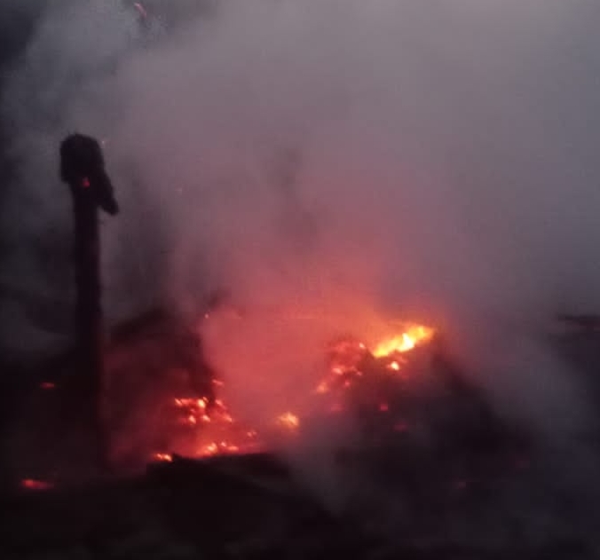 Kandang domba terbakar di Cimerang, Damkar KBB gerak cepat padamkan api dalam 30 menit