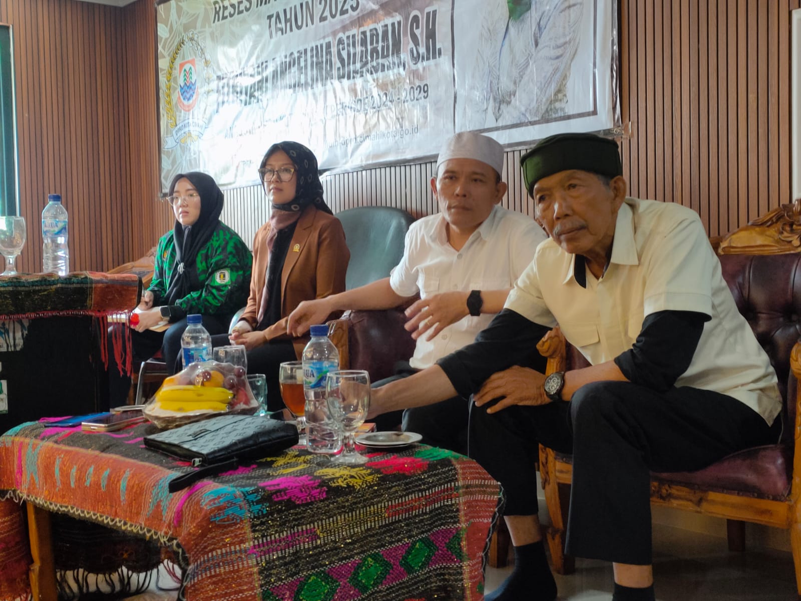 Reses Fitriyani Silaban Serap Aspirasi Infrastruktur dan Pemakaman Cimahi