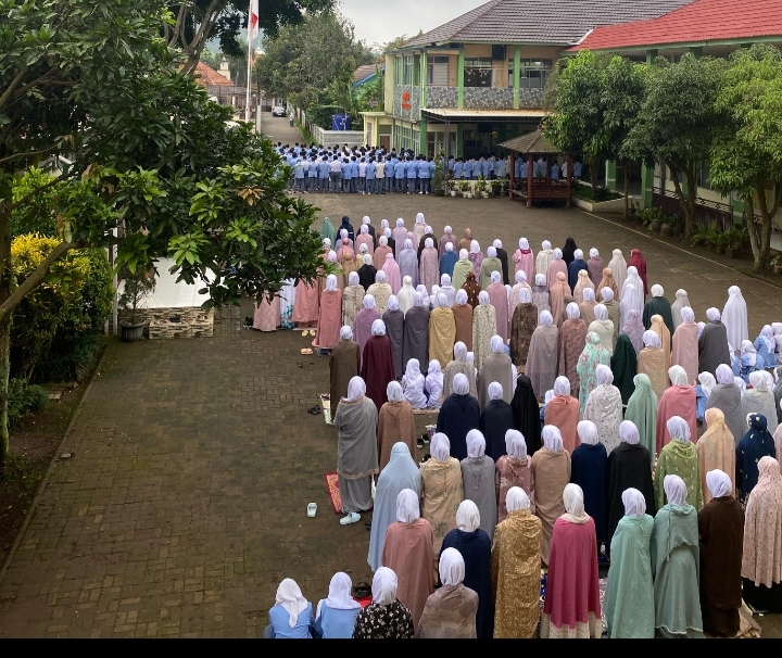 MAN Kota Cimahi Gelar Salat Ghaib Korban Longsor KBB