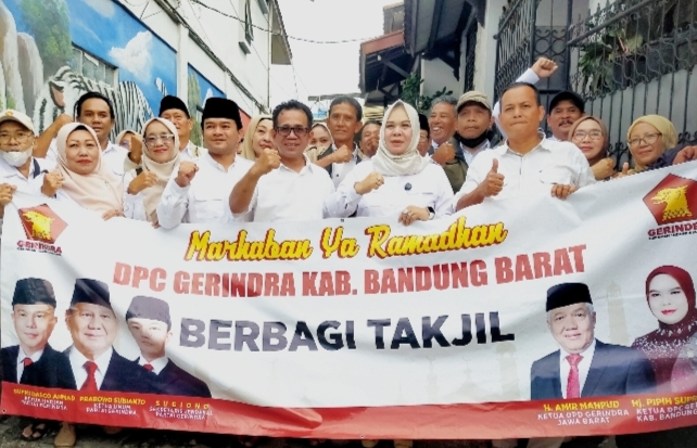 Gerindra KBB Bagi Takjil dan Bukber Bersama, Delapan Anggota DPRD Hadir