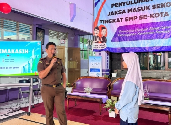 Program JMS Kejari Cimahi Hadir di SMPN 6 Cimahi, Tanamkan Kesadaran Hukum Sejak Dini