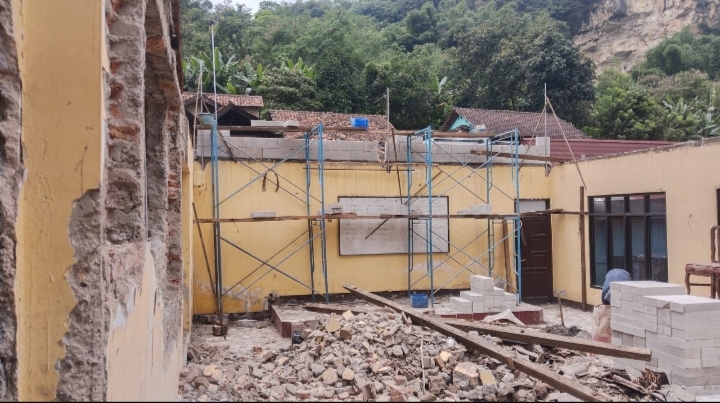 Ketua PGRI Padalarang Tono Suhartono Gagas Rehabilitasi Gedung Setelah 25 Tahun Tanpa Perbaikan