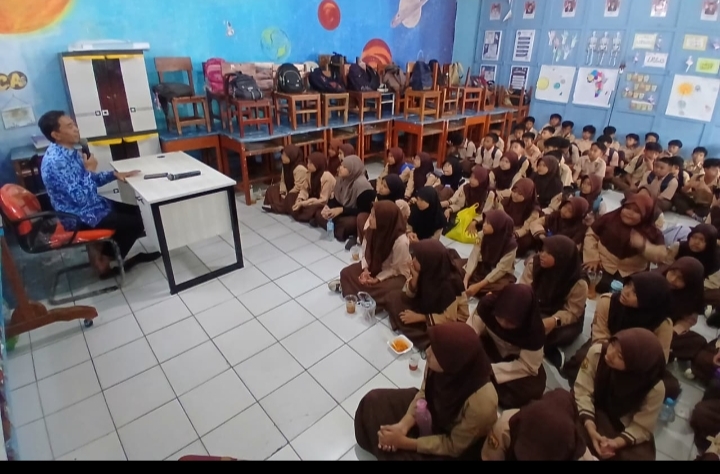 Kepala Sekolah Rangkap Tiga di Padalarang Genjot Kesiapan TKA Siswa Kelas VI
